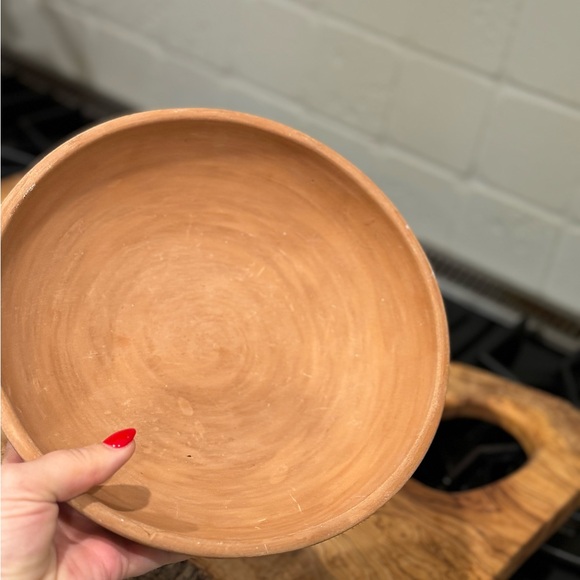 Handmade in Italy Medium size Orange Terracotta Bowl - Picture 3 of 16